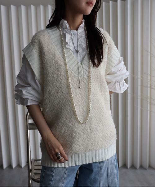 ✨新品❣️✨【 】Vネック ニットベスト／黄¥13750 YENNA ベスト ジレ 「プードルニットオーバーベスト」Vネックニット