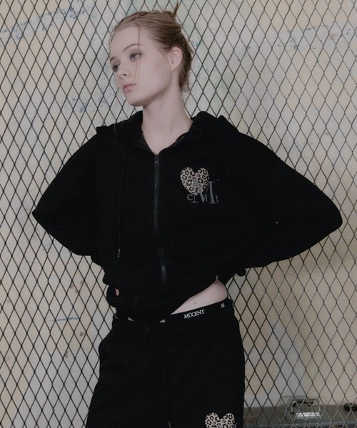 MUCENT レオパードプリント クロップドパーカー 黒 MUCENT（ムセント） パーカー 「UNISEX」MUCENT／レオパード フードZIP