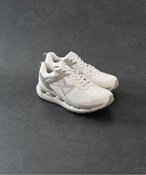 MOISTHROUGH360（モイスルー360） スニーカー 特許取得・通気防水