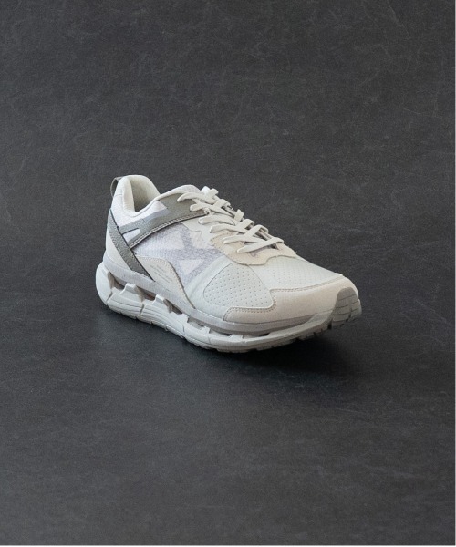 MOISTHROUGH360（モイスルー360） スニーカー 特許取得・通気防水