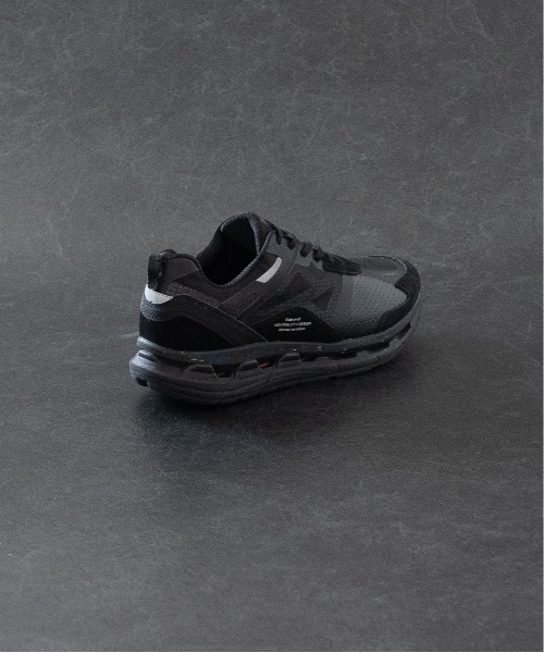 MOISTHROUGH360（モイスルー360） スニーカー 特許取得・通気防水