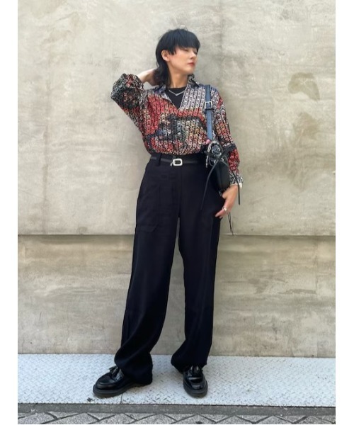 Desigual（デシグアル） シャツ マルチカラー 総刺繍 幾何学 長袖