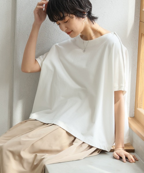 花！！ BALMAIN ホワイト Tシャツ 肩ボタン付き itto tシャツ ボタンで印象を変える。コットン肩ボタントップス