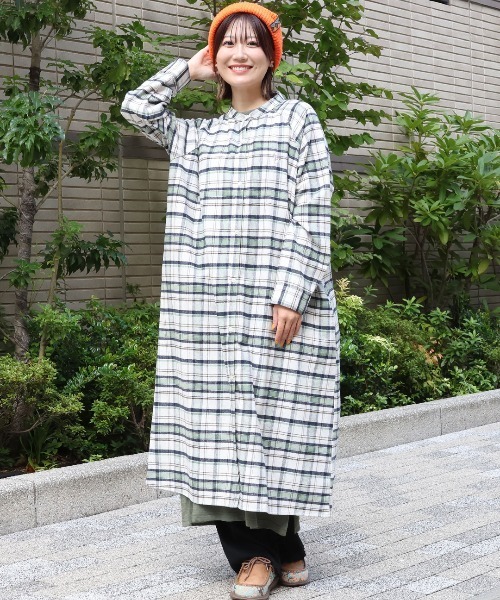 45rpm チェック　シャツワンピース　長袖　コットン　ロゴ刺繍 チチカカ（TITICACA） シャツワンピース リャマ刺繍チェックシャツ