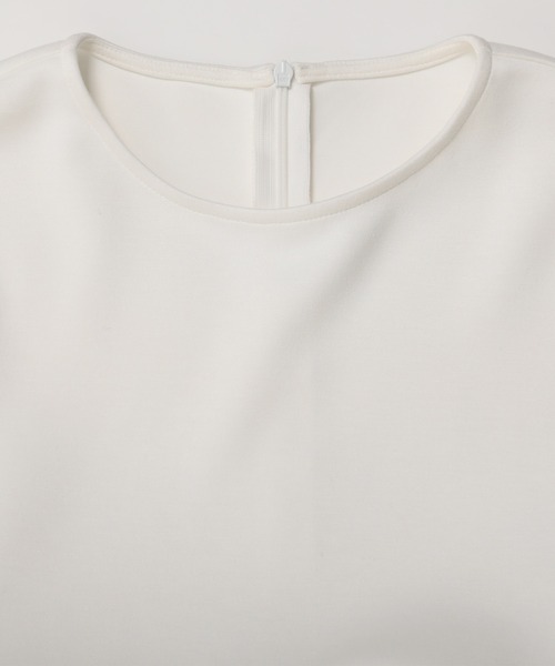 Fit more（フィットモア） ボリュームタックペプラムトップス