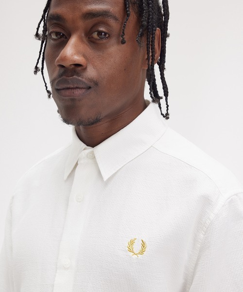 FRED PERRY シャツ Textured Seersucker Shirt／テクスチャー