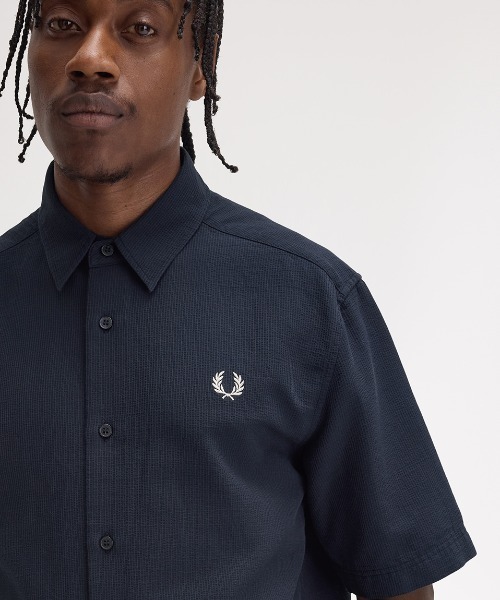 FRED PERRY（フレッドペリー） シャツ Textured Seersucker Shirt
