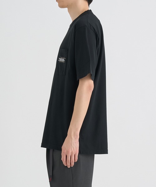 WHITE MOUNTAINEERING（ホワイトマウンテニアリング） tシャツ 「White