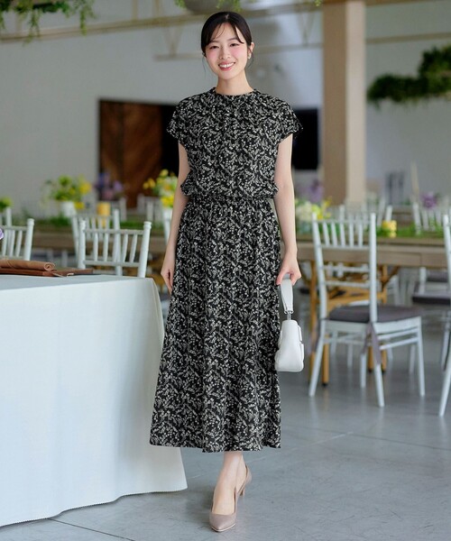 Tiaclasse ワンピース 花柄フレンチスリーブワンピース : ZOZOTOWN