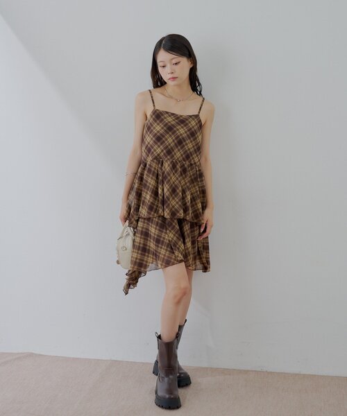Chico ワンピース ティアードサイドドロップフリルミニ
