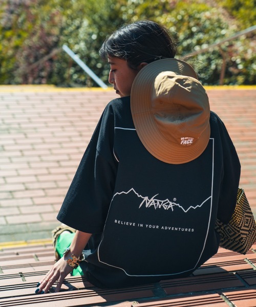 tシャツ 「NANGA/ナンガ」 別注 ルーズフィット スクエアロゴバックプリント ドローコードTシャツ「追加」 レディース メンズの画像