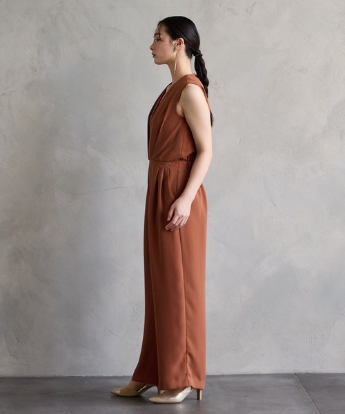 「AIMER」 パンツドレス MEDIUM ブラック レディースの画像
