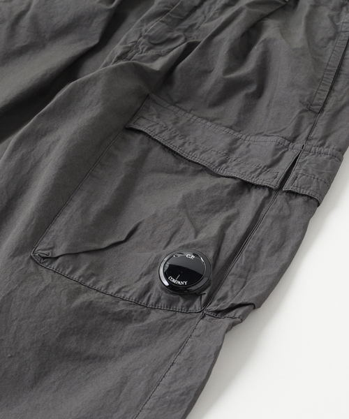 C.P. COMPANY（シーピーカンパニー） カーゴパンツ MICRO-REPS BOXY