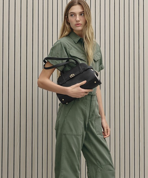 CHARLES ＆ KEITH（チャールズ&キース） トートバッグ Aubrielle