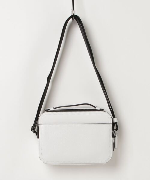 Michael Kors ホワイト ショルダーバッグ MICHAEL KORS（マイケルコース） ショルダーバッグ FREE ホワイト