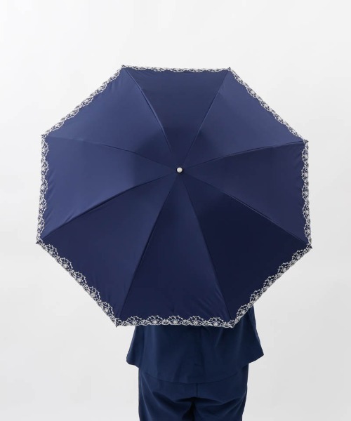 日傘 uvカット 折りたたみ傘 「 Aquascutum（アクアスキュータム）」エレガンス刺しゅう晴雨兼用傘（折りたたみ傘） レディースの画像