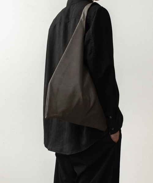 ATTACHMENT（アタッチメント） ショルダーバッグ シンセティックレザー 