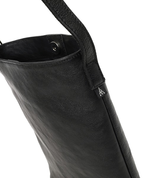 【美品】エルイーディーバイツ・ワンショルダーバッグ（ブラック） L.E.D.BITES（エルイーディーバイツ） ショルダーバッグ