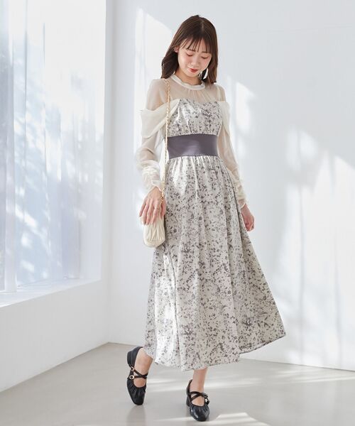 パンプス レディギャザーストラップパンプスの画像