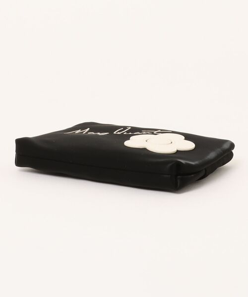 2-5日着 MARY QUANT ロゴ デイジーパッチ 舟型ティッシュケース 2-5日着 MARY QUANT ロゴ デイジーパッチ 舟型ティッシュケース