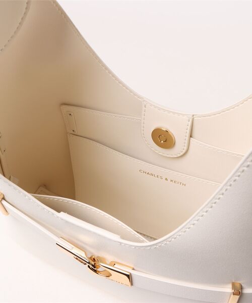 CHARLES ＆ KEITH（チャールズ&キース） ショルダーバッグ バッグ
