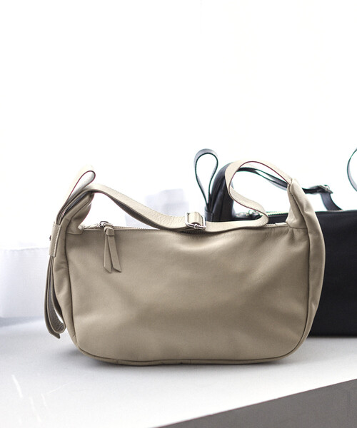 Firsthand（ファーストハンド） ショルダーバッグ バッグ レザー