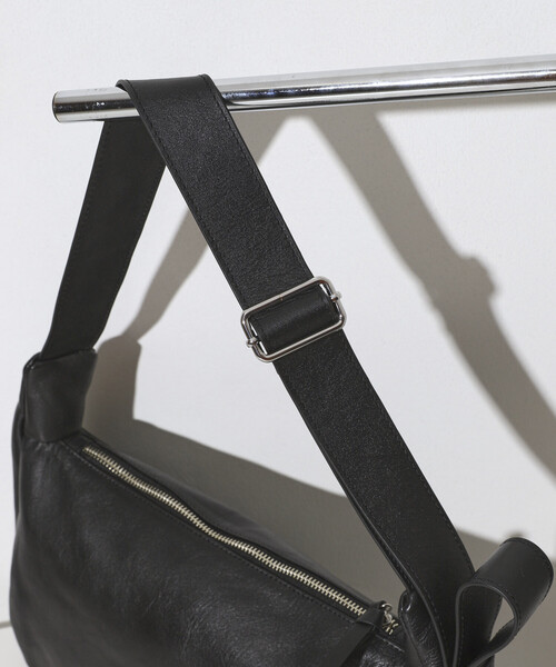 Firsthand（ファーストハンド） ショルダーバッグ バッグ レザー