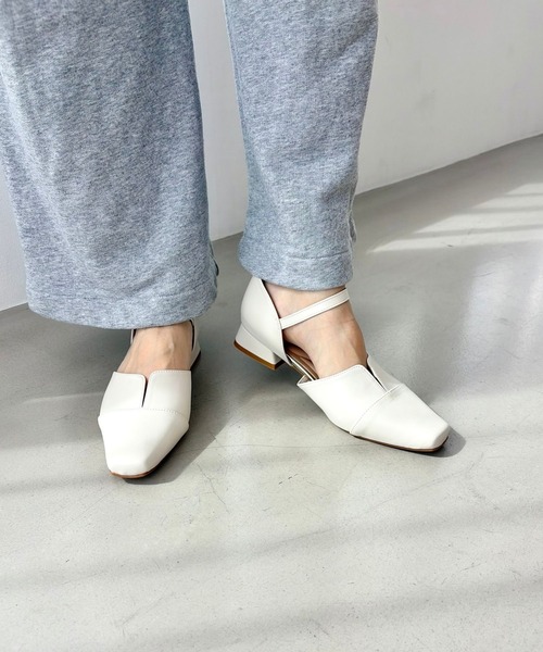 パンプス シンプル きれいめ スクエアトゥ スリット セパレート パンプス /62110の画像