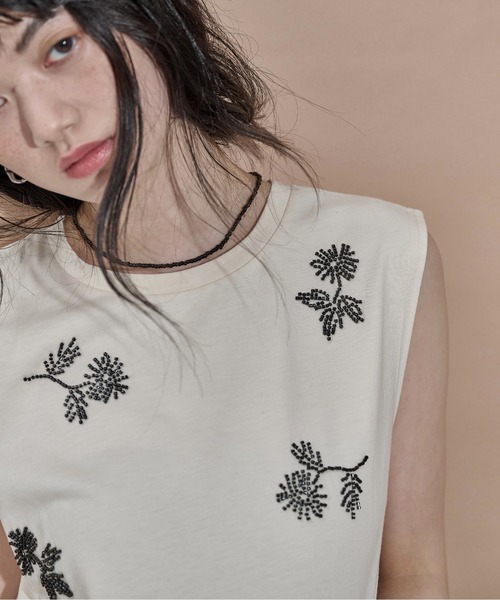 THE Yon tシャツ フラワービーズ刺繍ノースリT レディース : ZOZOTOWN