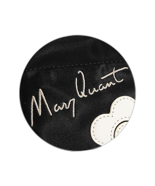 すぐ届く MARY QUANT* サインロゴデイジーパッチ ラウンドポーチ サインロゴデイジーパッチ ラウンドポーチ（ポーチ）｜MARY