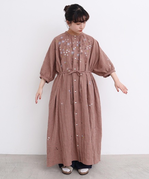 l'atelier du savon ワンピース お花スケッチ ファー刺繍