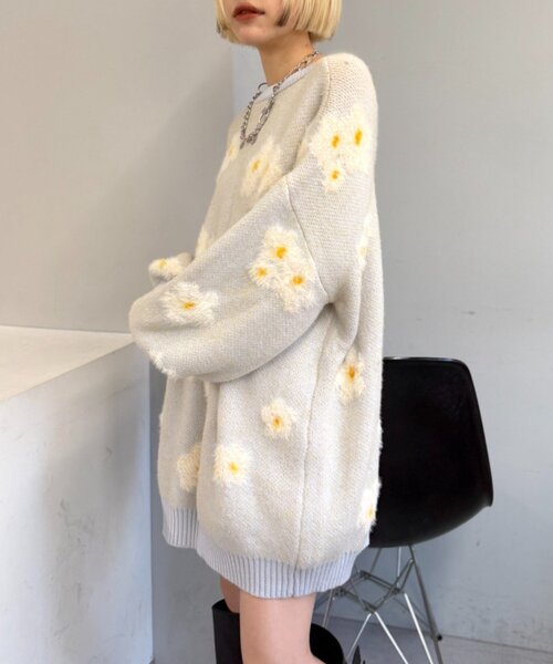 w closet（ダブルクローゼット） ニット セーター フラワーシャギー