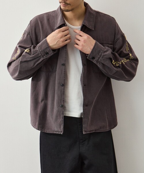 シャツ 「REMI RELIEF/レミレリーフ」WIDE MILITARY SHIRT(袖：スタッズ) メンズの画像