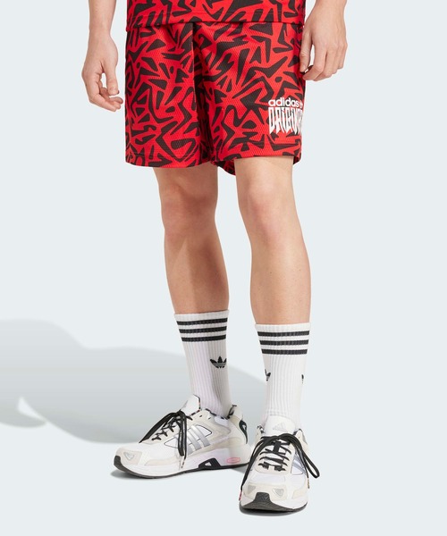 【adidas】縦ロゴプリントショートパンツ adidas パンツ 総柄プリント ショーツ / アディダスオリジナルス