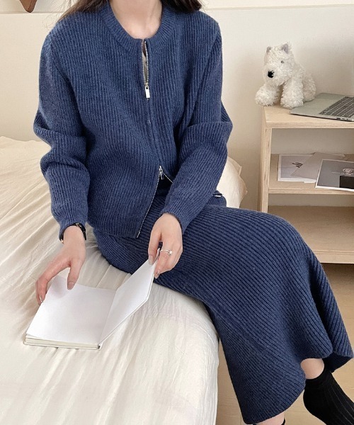emi+ セットアップ フロントジップアップニットカーディガン