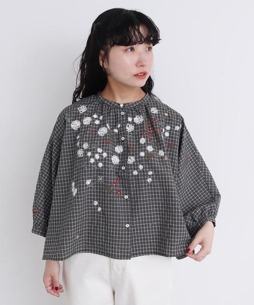 l'atelier du savon（アトリエドゥサボン） ブラウス シャツ ○お花