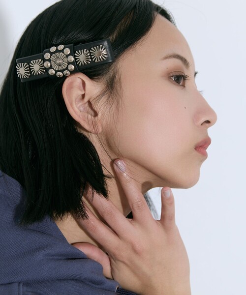 TOGA PULLA（トーガ プルラ） ヘアクリップ 「TOGA PULLA/トーガプルラ