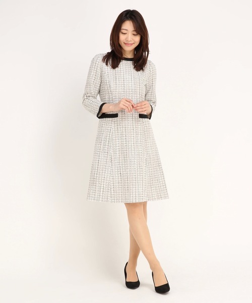 「UNIVERVAL MUSE」 長袖ワンピース 2 オレンジ レディースの画像