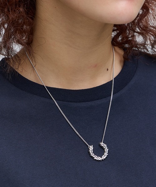 FRED PERRY（フレッドペリー） ネックレス Laurel Wreath Necklace