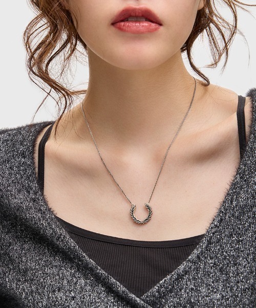 FRED PERRY（フレッドペリー） ネックレス Laurel Wreath Necklace