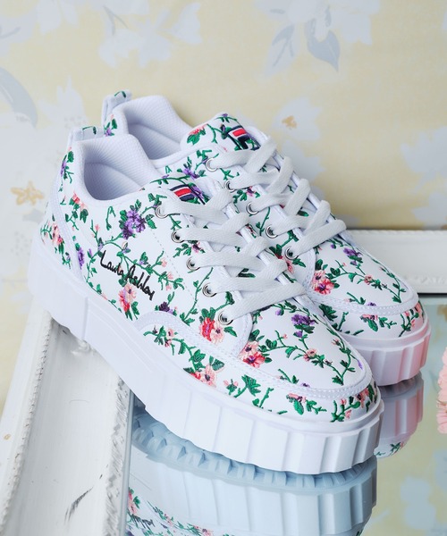 スニーカー FILA SANDBLAST × Laura Ashley × atmos pink / フィラ サンドブラスト ローラアシュレイ × ア
