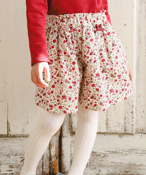 BeBe パンツ 「日本製」「お揃い」カバリエレ・アズーロ花柄キュロット 