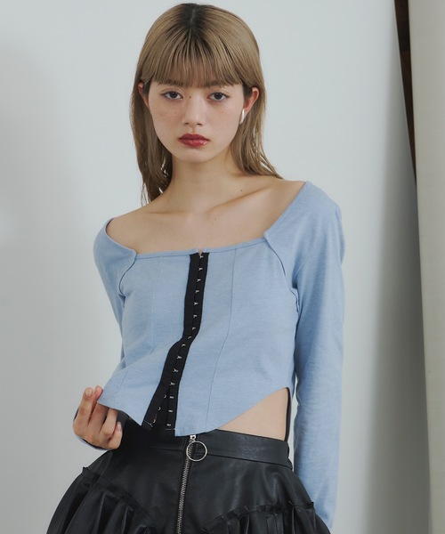 VIOLETTA（ヴィオレッタ） tシャツ フロントホックラウンドヘム