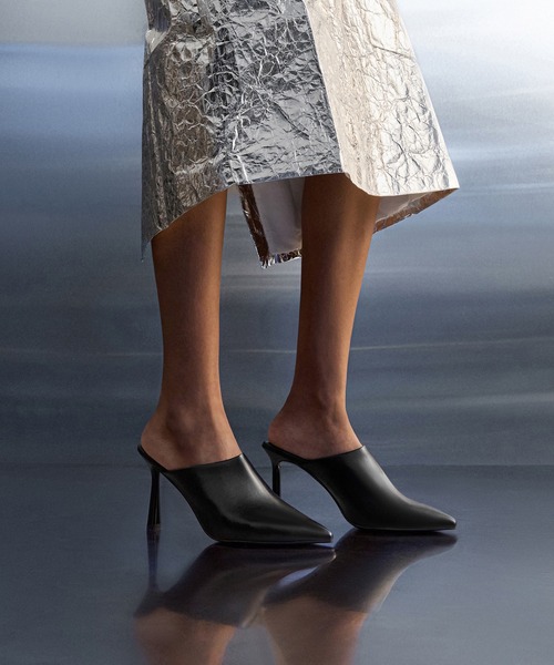 CHARLES ＆ KEITH（チャールズ&キース） パンプス ハイヴァンプ ポイン