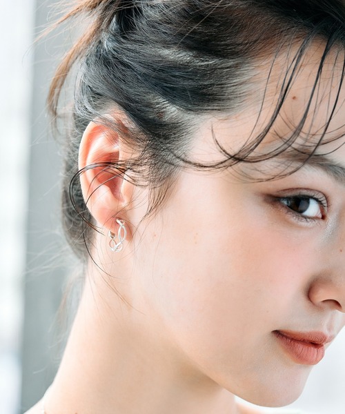Jolie Toujours（ジョリトゥジュール） イヤリング 「Silver925