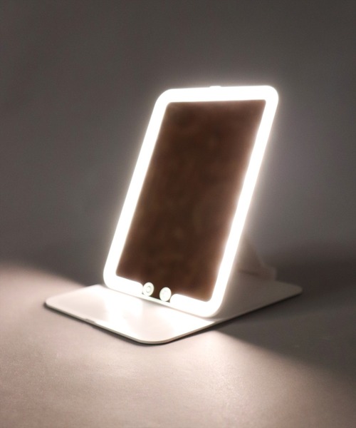 BAYBLO コンパクトミラー (IT)「SAFFRON」コンパクト収納 LEDライト