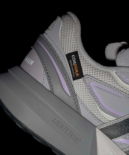 adidas（アディダス） スニーカー ライトブレイズ ATR / Lightblaze