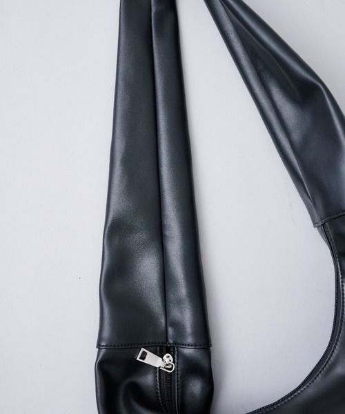 バッグ Oversize leather shoulder bag STUDIOUS Oversize leather shoulder bag | STUDIOUS