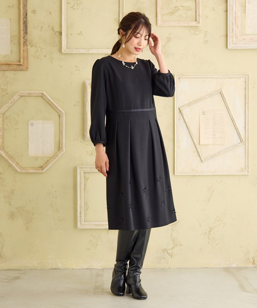 Rose Tiara ブラック　ワンピース Aライン Rose Tiara（ローズティアラ） ワンピース 「ウールライク素材」サテン