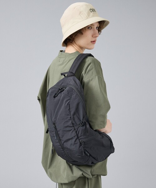 極美品 スリングバッグ ボディバッグ ウエストバッグ ブラック 黒 NoiR ウエストポーチ 「NoiR/ノワール」Lightslingbag/ライトスリング